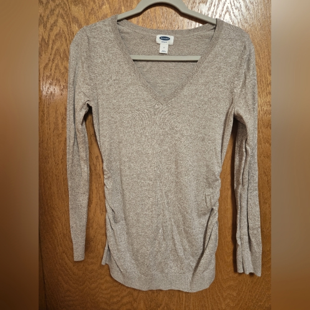 Old Navy Taupe V-Neck Sweater